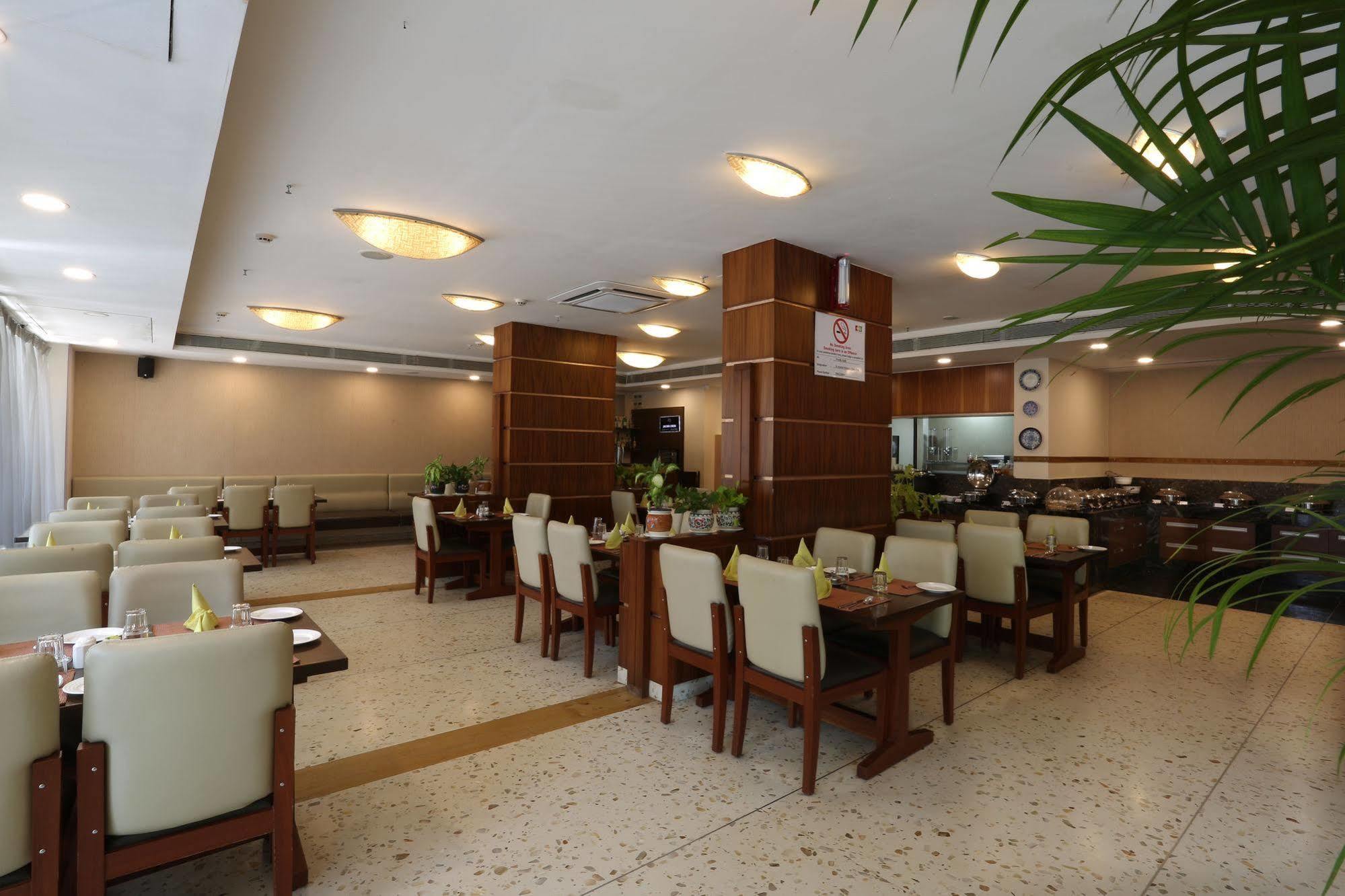 The Hq Hotell Vāsco Da Gāma Exteriör bild